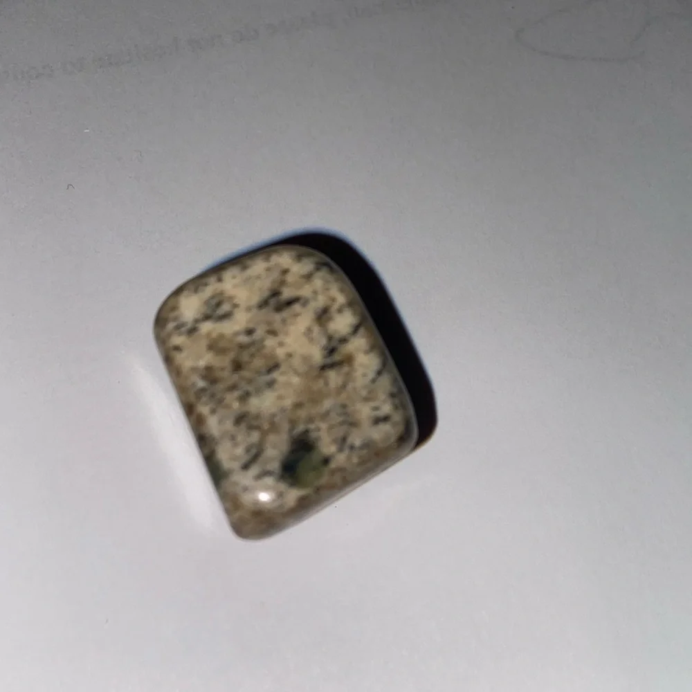 CUBED GEMSTONE - Picture 4 of 8